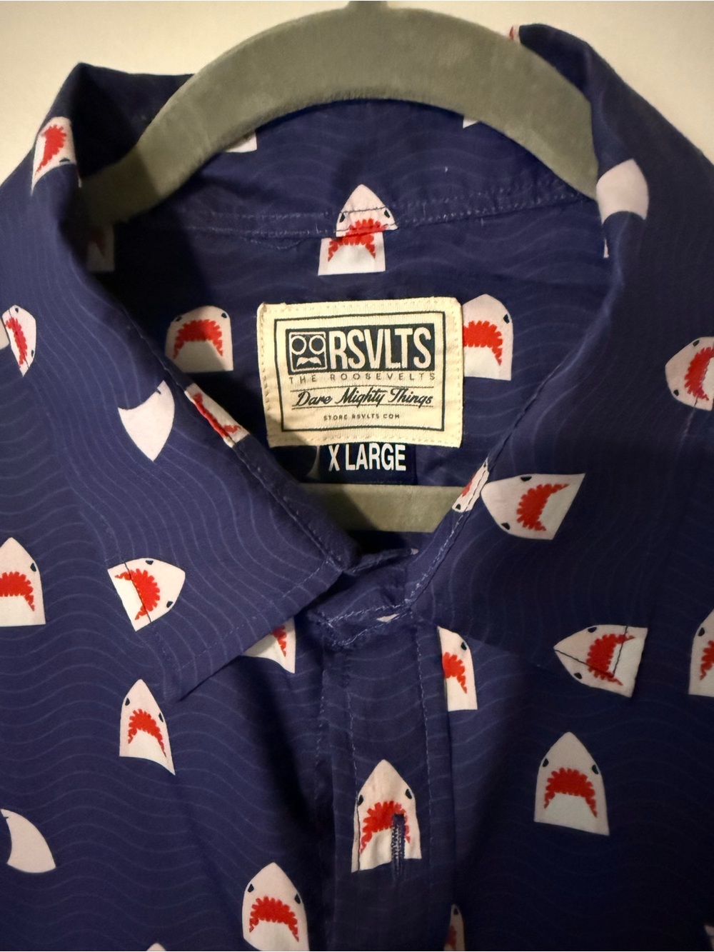 RSVLTS Navy Short-Sleeve Button-Up with Red & White Shark Motif - Picture 2 of 2